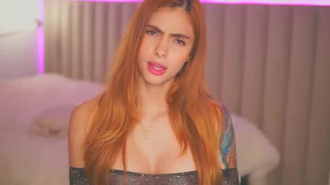 Snapshot of nataly_05 chatting on December 2024 11:29:02 PM anatalybee online show from December 2024 11:29:02 PM