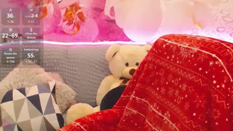 Nataly online show from October 2025 06:28:02 PM