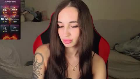 Nataly online show from December 2025 06:32:01 AM