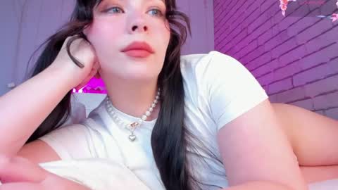 Snapshot of natalyhayes chatting on June 2026 10:28:02 AM Nataly online show from June 2026 10:28:02 AM