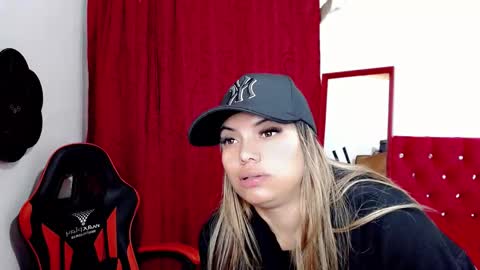 Snapshot of natasha__magics chatting on November 2025 12:02:01 AM natasha__magics online show from November 2025 12:02:01 AM