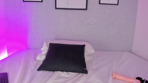 Snapshot of natasha_harpper chatting on January 2025 05:32:01 PM Natasha online show from January 2025 05:32:01 PM