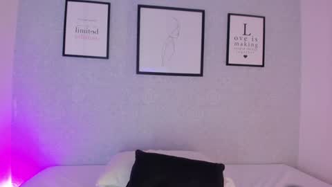 Snapshot of natasha_harpper chatting on January 2025 05:24:02 PM Natasha online show from January 2025 05:24:02 PM