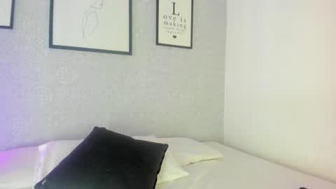 Snapshot of natasha_harpper chatting on January 2025 12:24:01 PM Natasha online show from January 2025 12:24:01 PM