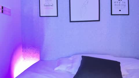 Snapshot of natasha_harpper chatting on January 2025 12:40:02 PM Natasha online show from January 2025 12:40:02 PM