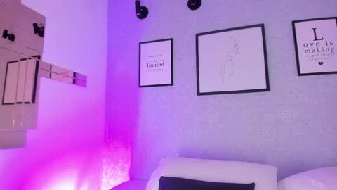 Snapshot of natasha_harpper chatting on February 2025 04:02:01 PM Natasha online show from February 2025 04:02:01 PM