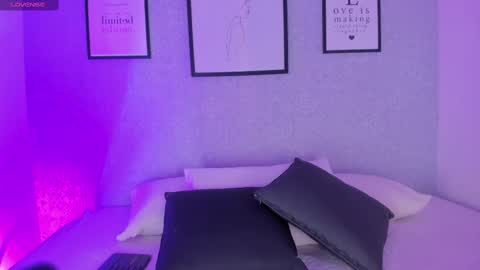 Snapshot of natasha_harpper chatting on February 2025 11:14:02 AM Natasha online show from February 2025 11:14:02 AM