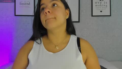 Snapshot of natasha_harpper chatting on November 2025 11:32:01 AM Natasha online show from November 2025 11:32:01 AM