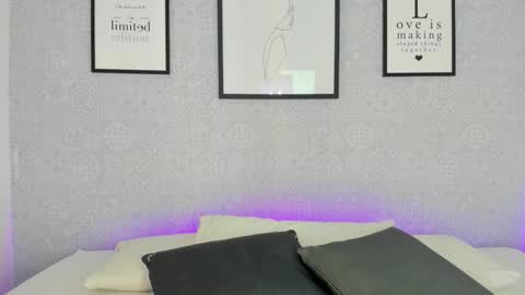 Snapshot of natasha_harpper chatting on November 2025 11:21:02 AM Natasha online show from November 2025 11:21:02 AM