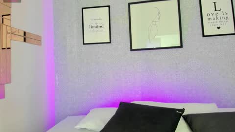 Snapshot of natasha_harpper chatting on December 2025 11:30:02 AM Natasha online show from December 2025 11:30:02 AM