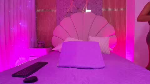 Snapshot of natasha_luna_ chatting on November 2025 07:16:02 PM Natasha online show from November 2025 07:16:02 PM