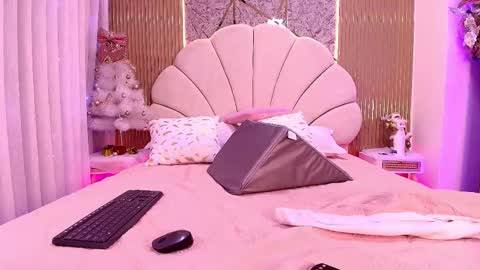 Snapshot of natasha_luna_ chatting on November 2025 07:38:01 PM Natasha online show from November 2025 07:38:01 PM