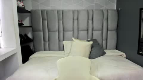 Snapshot of natasha_rose__ chatting on September 2025 07:28:01 PM N A T A S H A online show from September 2025 07:28:01 PM