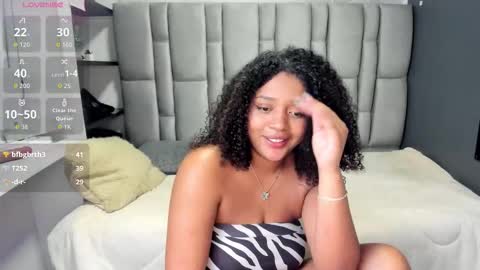 Snapshot of natasha_rose__ chatting on September 2025 07:25:02 AM N A T A S H A online show from September 2025 07:25:02 AM