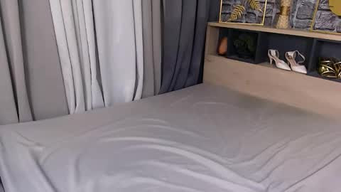 natasha_santiago5 online show from November 2025 04:40:02 PM