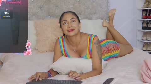 Snapshot of natasha_shine22 chatting on December 2024 07:33:02 AM natasha_shine22 online show from December 2024 07:33:02 AM
