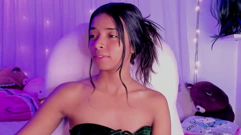 Snapshot of natasha_smith_ws chatting on December 2024 11:05:01 PM Natasha online show from December 2024 11:05:01 PM