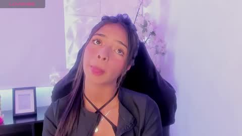 Snapshot of natasha_smith_ws chatting on January 2025 01:56:02 PM Natasha online show from January 2025 01:56:02 PM