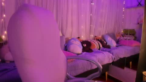 Snapshot of natasha_smith_ws chatting on March 2025 12:44:01 AM Natasha online show from March 2025 12:44:01 AM