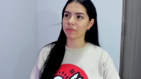 Natalia online show from October 2025 08:30:02 PM