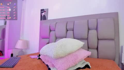 Snapshot of natashaaevannss chatting on March 2025 07:08:02 AM NATASHA online show from March 2025 07:08:02 AM