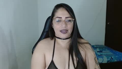 Natasha Smithe  online show from February 2026 01:23:01 AM