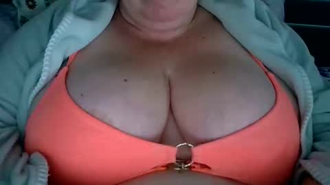 NatashaXL online show from September 2025 08:50:01 AM