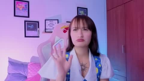 Nathalia Ramirez online show from April 2026 05:52:01 AM