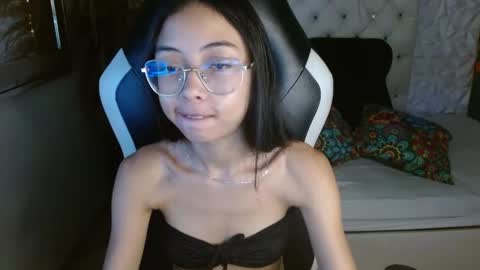 nathaliasweet_1_ online show from September 2025 01:59:02 PM