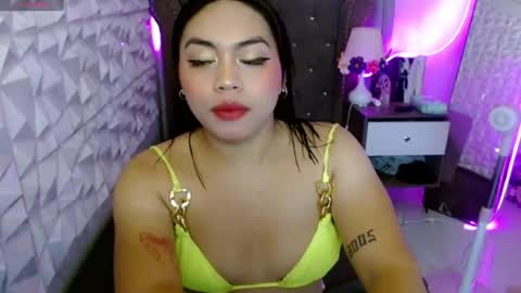 Snapshot of nathalie_lore chatting on June 2026 03:03:01 PM your slut nathalie online show from June 2026 03:03:01 PM
