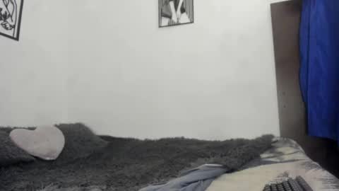 Nathaly online show from November 2025 07:23:02 PM