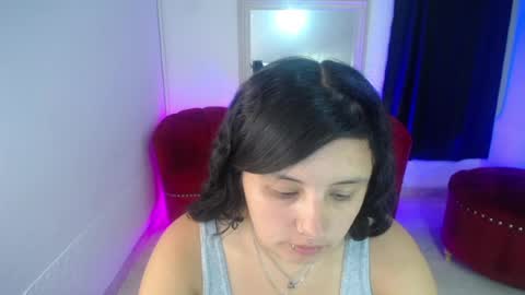 nathaly low online show from June 2026 12:28:02 PM