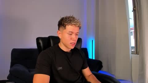 Nathan online show from October 2025 08:37:02 PM