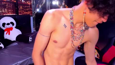 nathan_carson1 online show from December 2024 04:38:01 PM