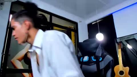 nathan_carson1 online show from December 2024 05:59:01 PM