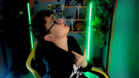 Nathan online show from December 2025 10:33:01 AM