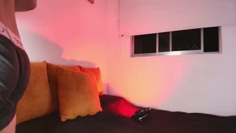   online show from November 2025 06:57:01 AM