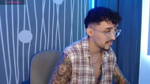 Snapshot of nathanray99 chatting on December 2024 06:53:02 PM nathanray99 online show from December 2024 06:53:02 PM