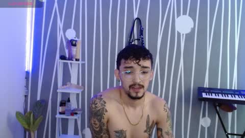 Snapshot of nathanray99 chatting on January 2025 02:15:01 PM nathanray99 online show from January 2025 02:15:01 PM