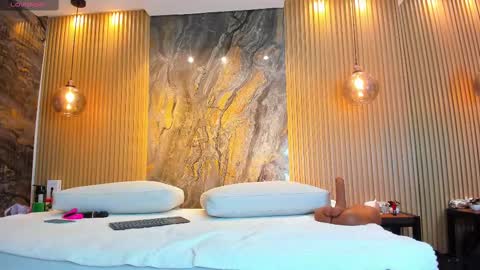 nathassa online show from February 2025 12:03:02 PM