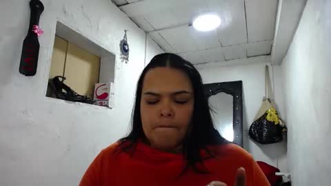 natalia online show from December 2025 12:49:02 AM