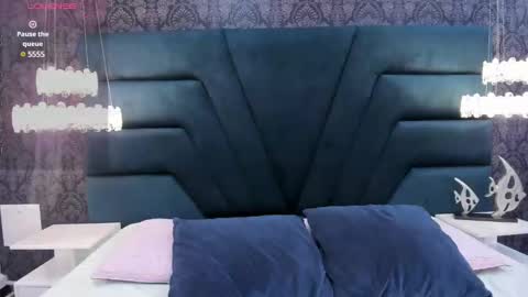 Snapshot of natty_roberts_ chatting on January 2025 09:01:02 PM Natty online show from January 2025 09:01:02 PM