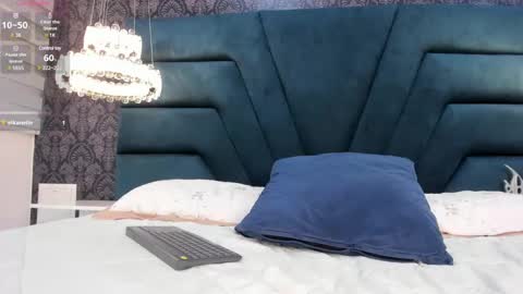 Snapshot of natty_roberts_ chatting on February 2025 10:04:01 PM Natty online show from February 2025 10:04:01 PM