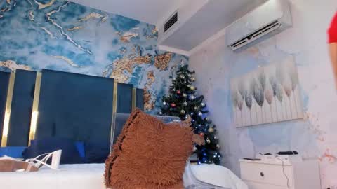 Snapshot of natty_roberts_ chatting on December 2025 09:19:02 PM Natty online show from December 2025 09:19:02 PM