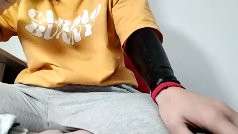 Snapshot of nattyrp chatting on February 2025 12:00:02 PM nattyrp online show from February 2025 12:00:02 PM