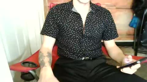 Snapshot of naturesbest951 chatting on March 2025 02:58:01 AM NATURESBEST online show from March 2025 02:58:01 AM