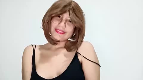 Naty online show from December 2025 06:33:01 AM