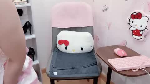 Snapshot of natycutiegirl chatting on July 2026 04:19:01 AM Kiki online show from July 2026 04:19:01 AM