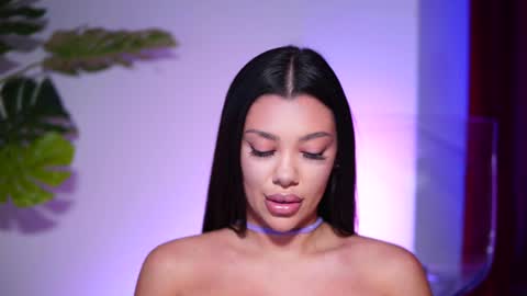 Snapshot of natydesiree chatting on December 2024 10:40:02 PM Naty online show from December 2024 10:40:02 PM