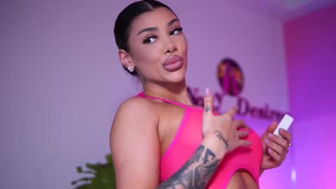 Snapshot of natydesiree chatting on March 2025 11:36:02 AM Naty online show from March 2025 11:36:02 AM